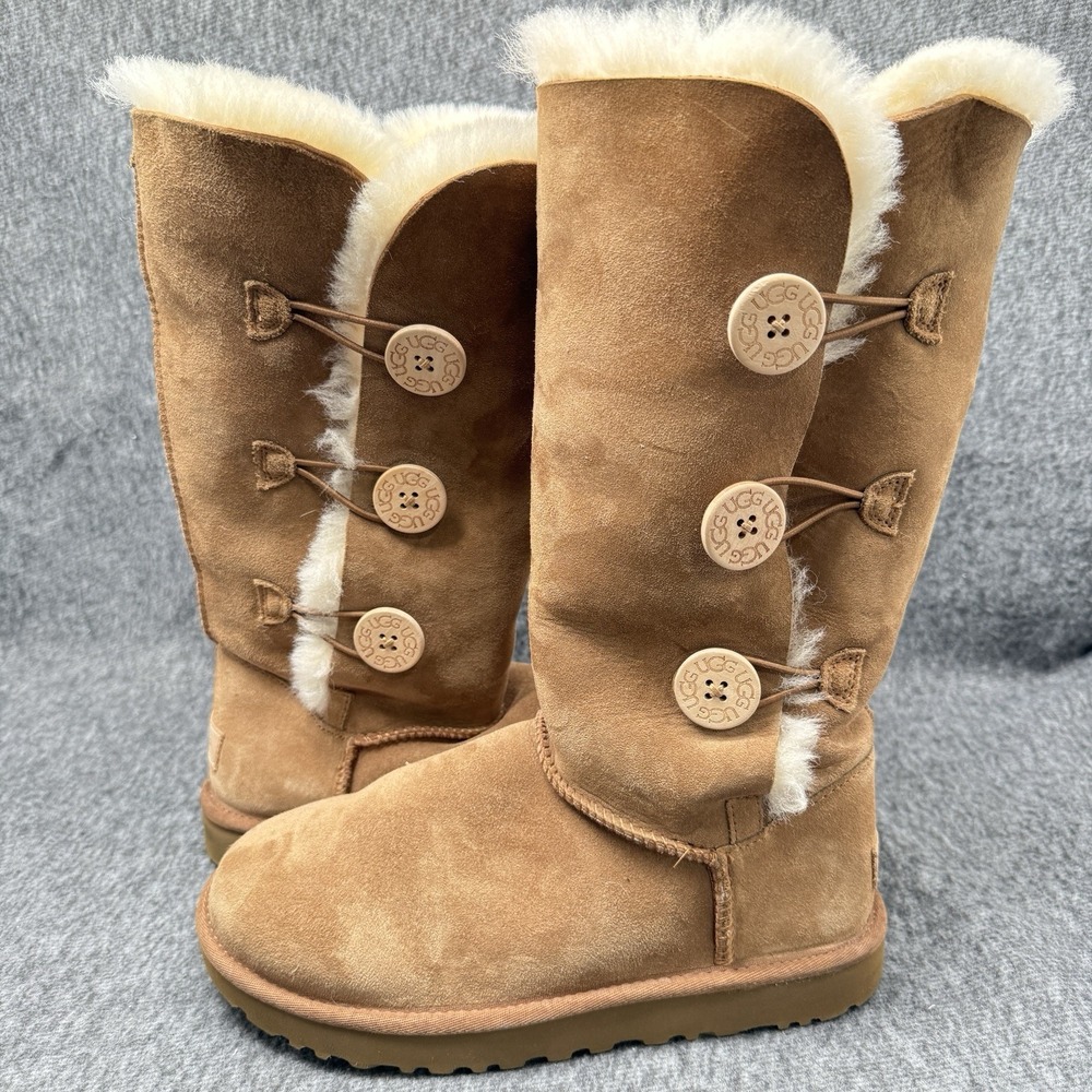 UGG Tall Bailey Button Triplet Size 8 Women's Boots - Chestnut